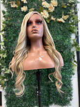 Load image into Gallery viewer, Honey blonde/613 Lace Frontal Wig
